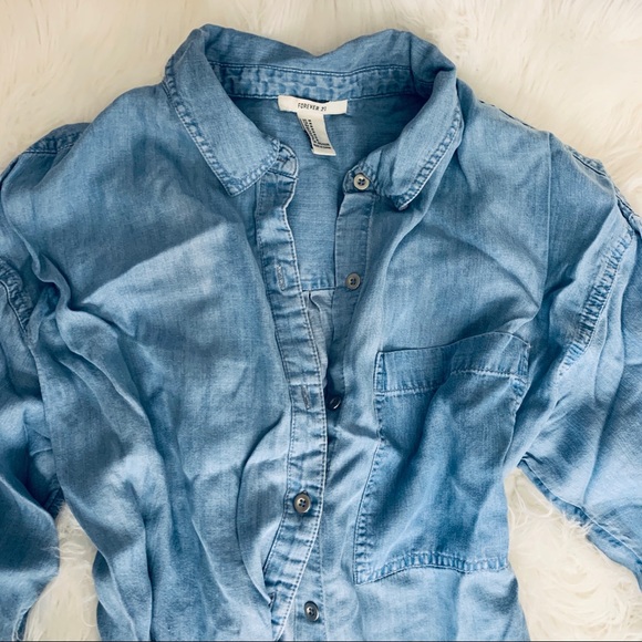 Jean button up top - Picture 2 of 4